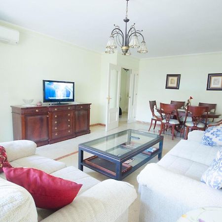 Aparment Neptuno- Located On The Promenade A Few Metres From The Beach. Estepona Exteriör bild