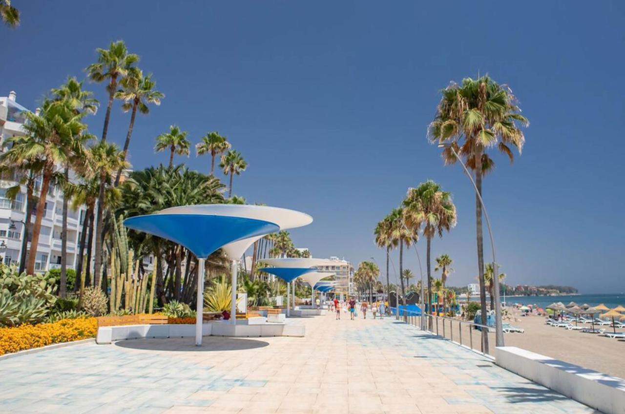 Aparment Neptuno- Located On The Promenade A Few Metres From The Beach. Estepona Exteriör bild