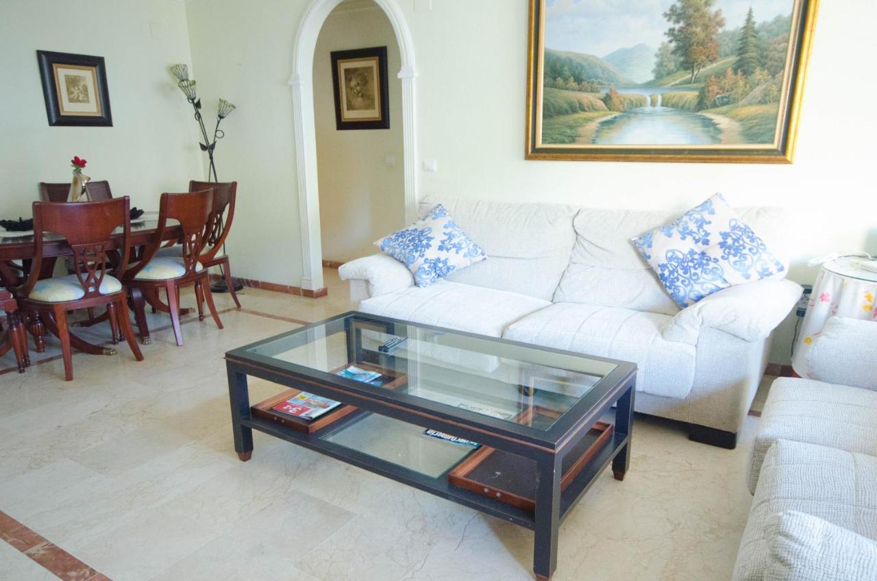 Aparment Neptuno- Located On The Promenade A Few Metres From The Beach. Estepona Exteriör bild